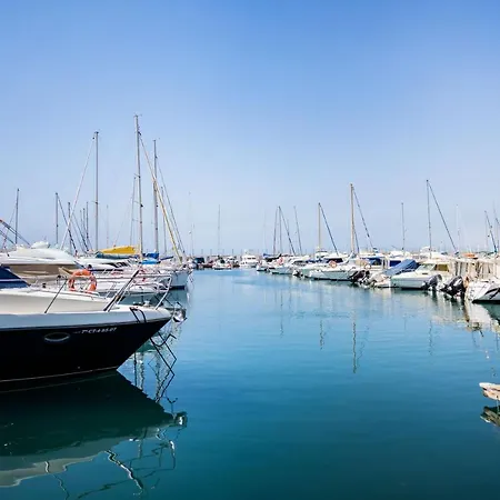 فندق كوستاسول